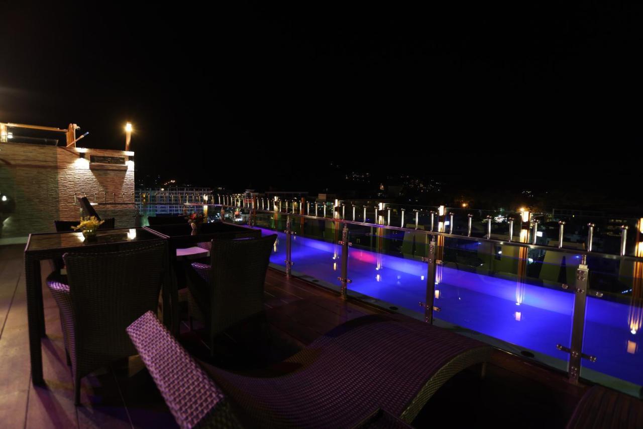 Bab Alhara Hotel Patong Exteriör bild