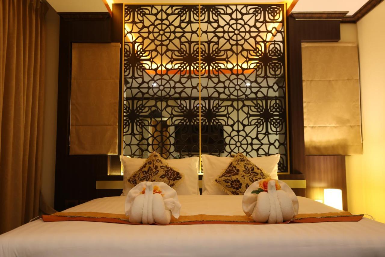 Bab Alhara Hotel Patong Exteriör bild