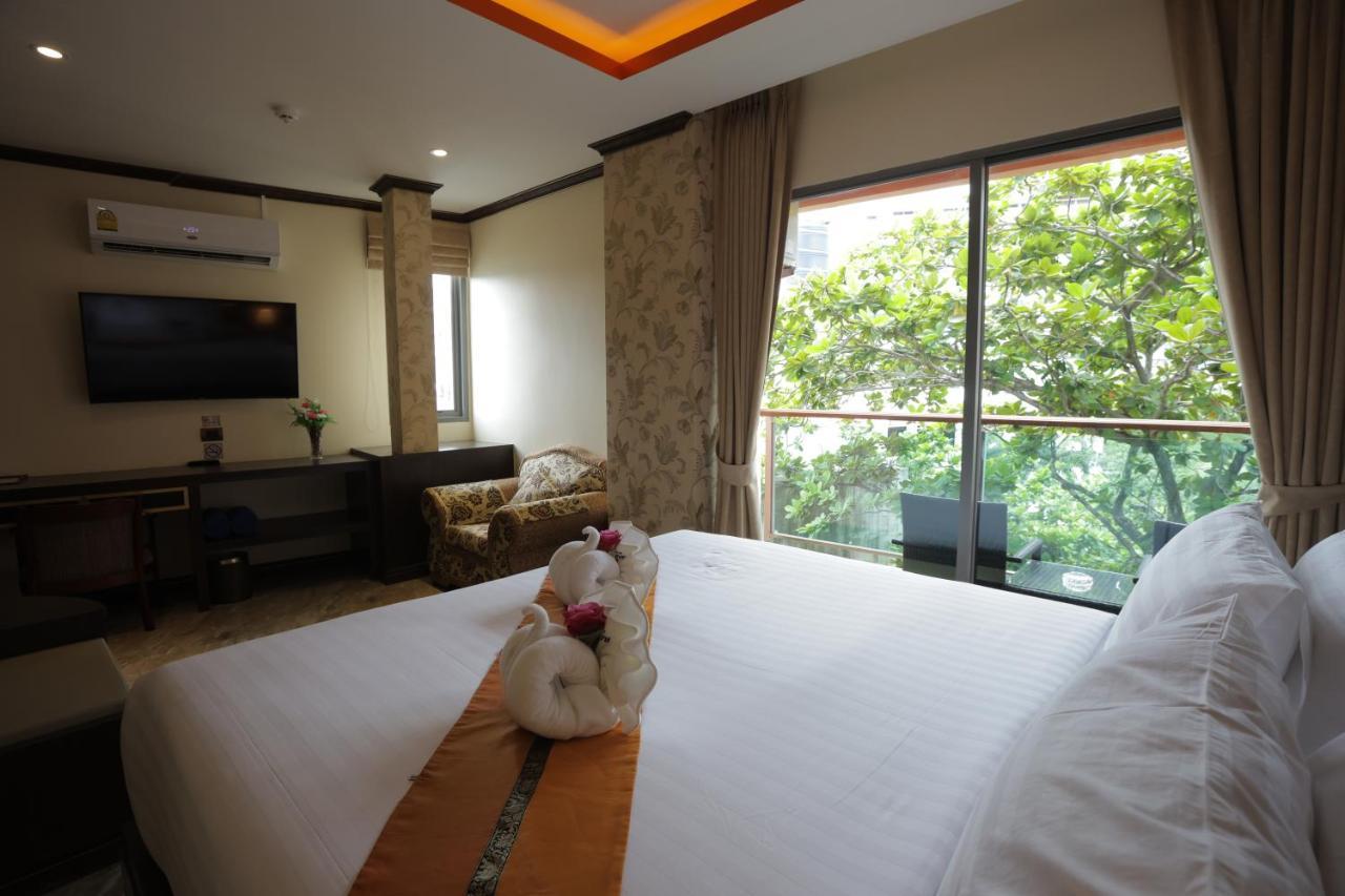 Bab Alhara Hotel Patong Exteriör bild
