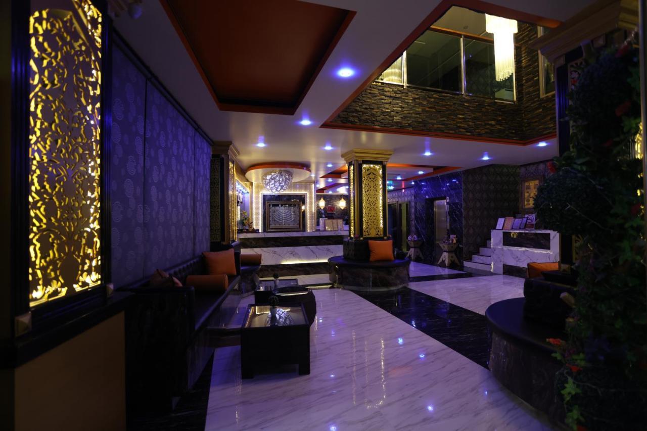 Bab Alhara Hotel Patong Exteriör bild