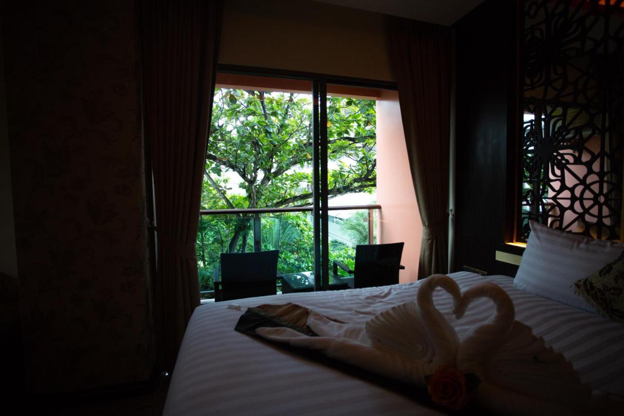 Bab Alhara Hotel Patong Exteriör bild